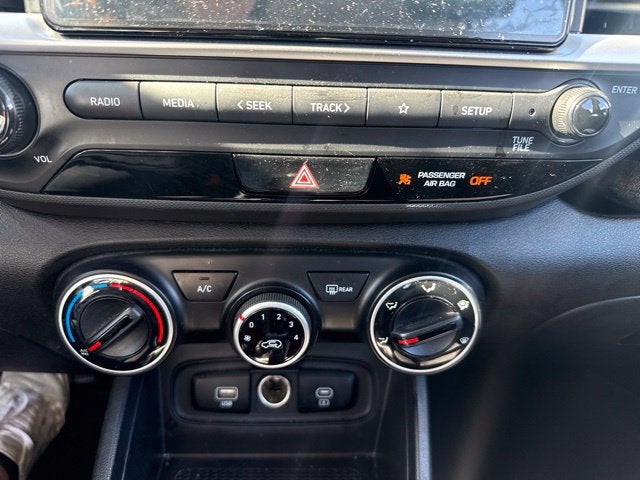 2024 Hyundai Venue SE