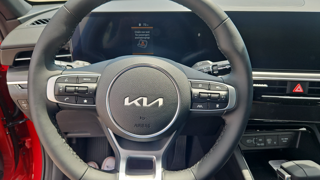 2026 Kia K5 GT-Line