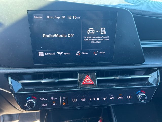 2024 Kia Niro LX