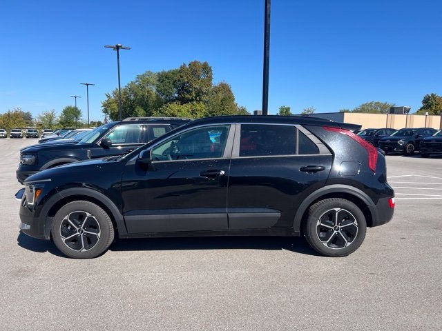 2024 Kia Niro LX