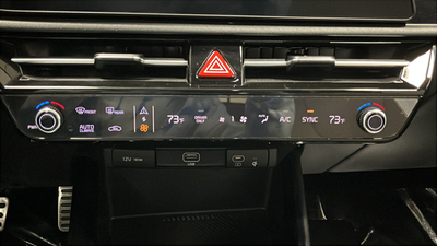2024 Kia Niro EX Touring