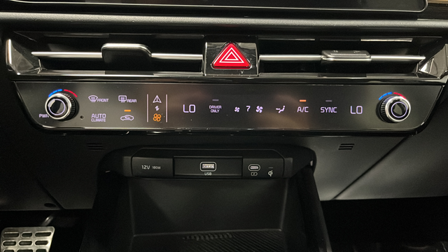 2024 Kia Niro EX Touring