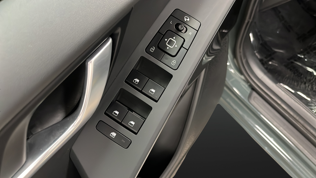 2024 Kia Niro EX Touring