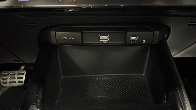 2024 Kia Niro EX Touring