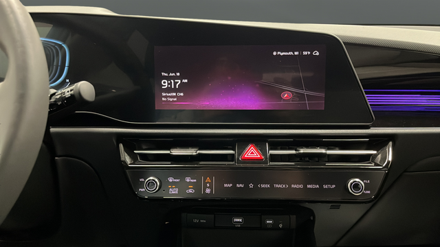 2025 Kia Niro SX