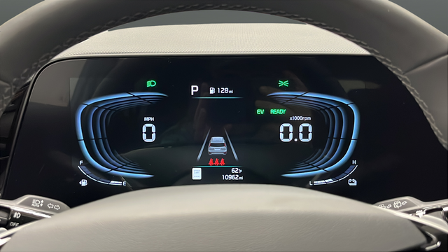 2025 Kia Niro SX