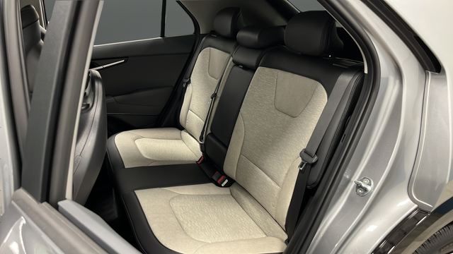 2025 Kia Niro SX