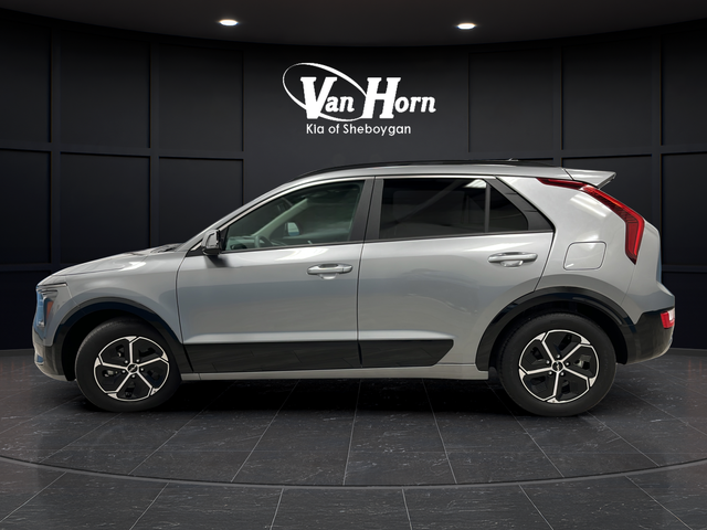 2025 Kia Niro SX
