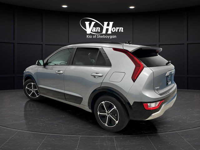 2025 Kia Niro SX