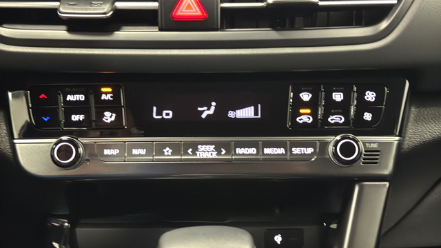 2025 Kia Seltos SX
