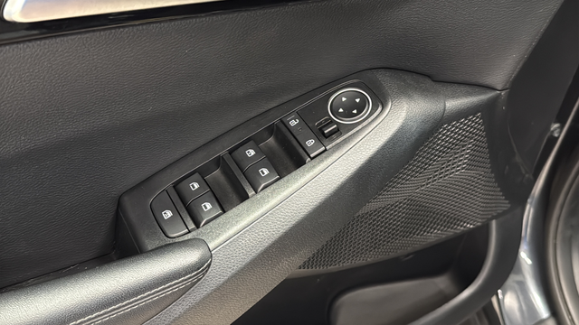 2025 Kia Seltos X-Line