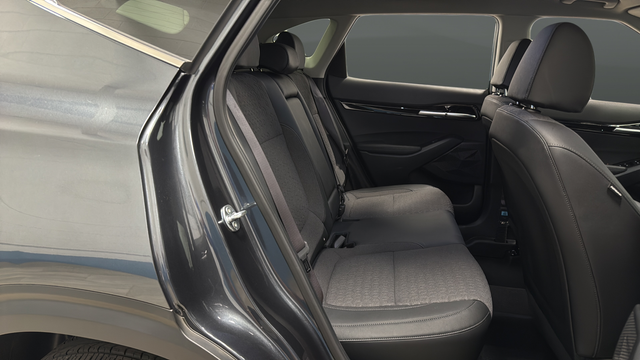2025 Kia Seltos X-Line