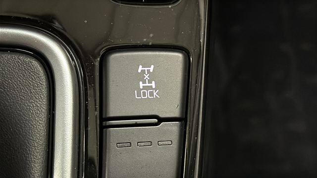 2025 Kia Seltos X-Line