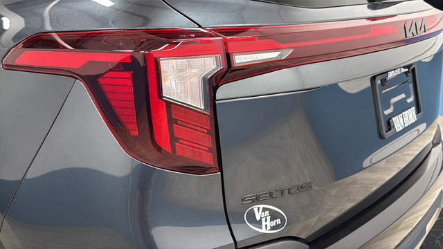 2025 Kia Seltos X-Line