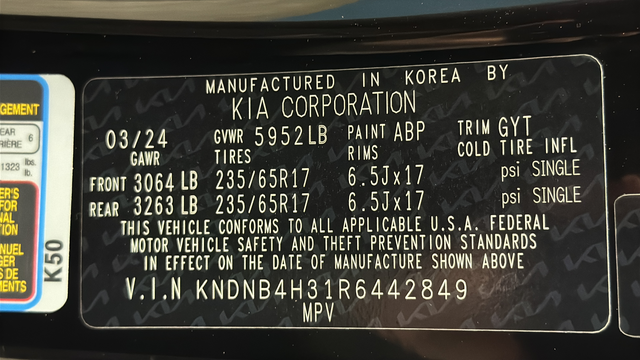 2024 Kia Carnival LX