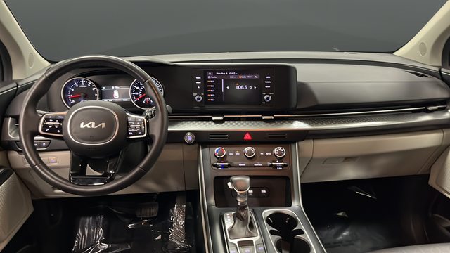 2024 Kia Carnival LX