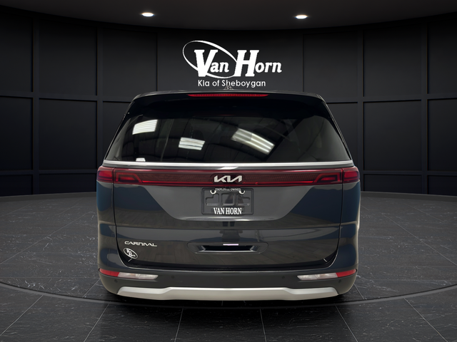 2024 Kia Carnival LX