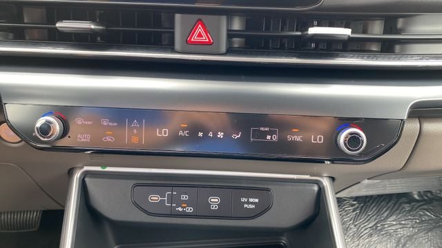 2027 Kia Carnival LXS