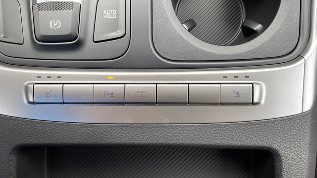 2027 Kia Carnival LXS