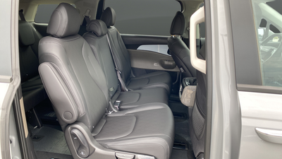 2027 Kia Carnival LXS
