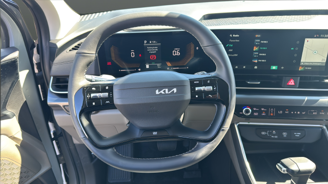 2027 Kia Carnival LX