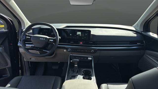 2027 Kia Carnival LXS
