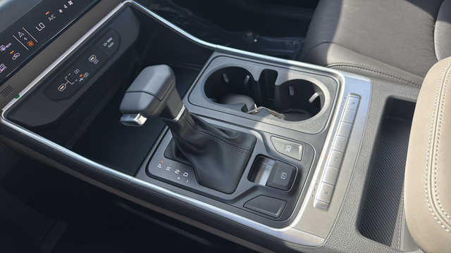2027 Kia Carnival LXS