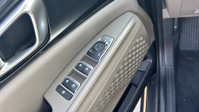 2027 Kia Carnival LXS