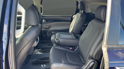 2027 Kia Carnival LXS