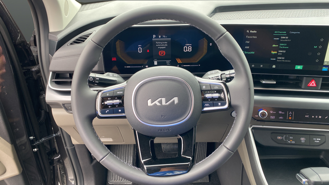 2026 Kia Carnival LXS