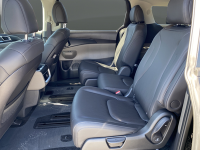2026 Kia Carnival Hybrid LXS