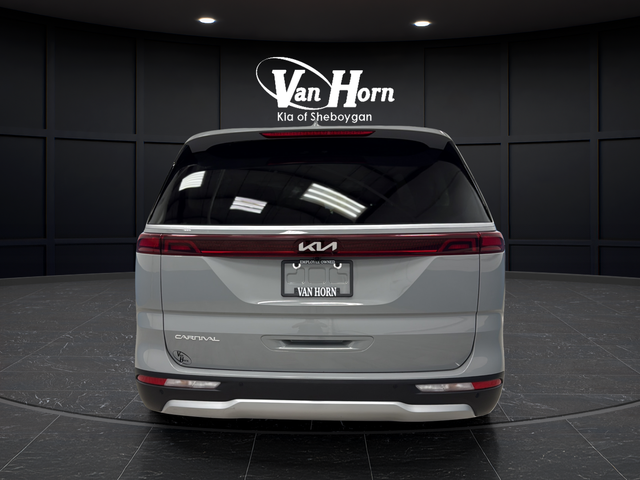 2024 Kia Carnival EX