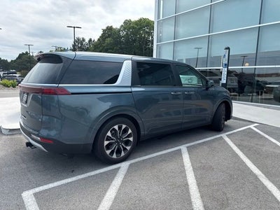 2024 Kia Carnival EX