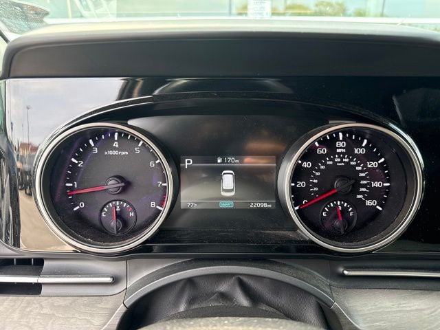 2024 Kia Carnival EX