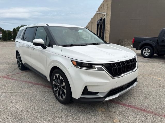 2024 Kia Carnival EX