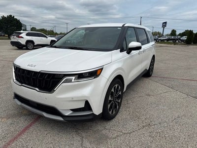 2024 Kia Carnival EX