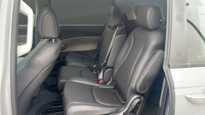 2027 Kia Carnival EX