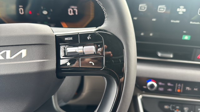 2027 Kia Carnival EX