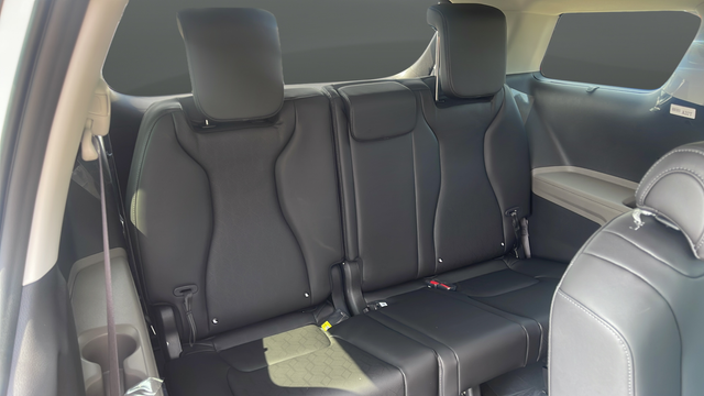 2027 Kia Carnival EX