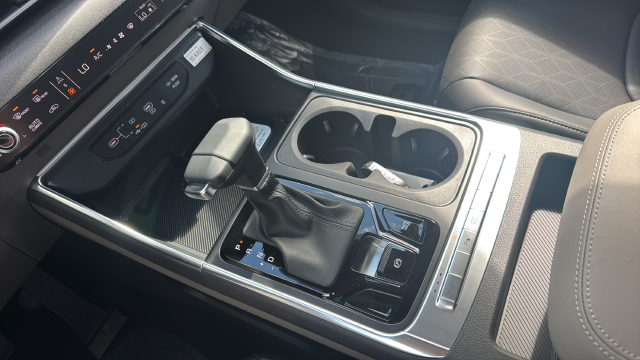 2027 Kia Carnival EX