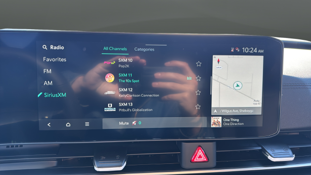2027 Kia Carnival Hybrid EX