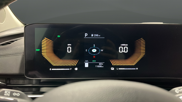 2025 Kia Carnival Hybrid EX