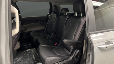 2025 Kia Carnival Hybrid EX