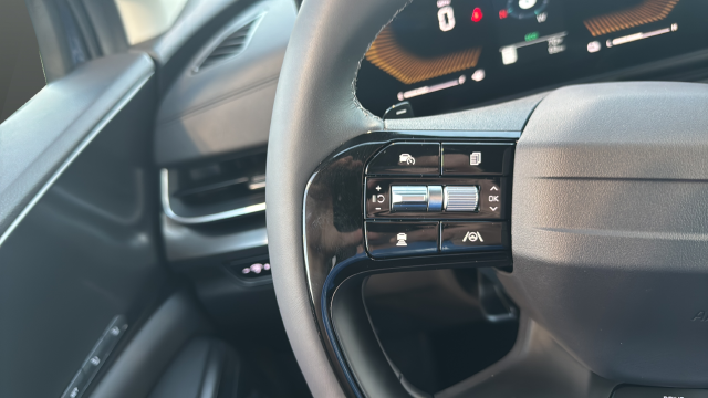 2027 Kia Carnival Hybrid EX