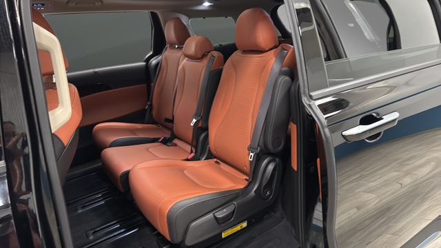 2024 Kia Carnival SX Prestige