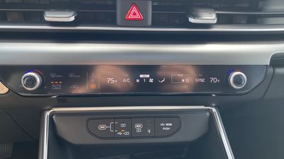 2026 Kia Carnival SX