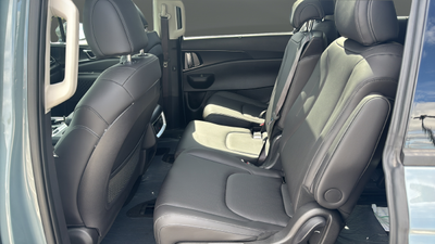 2027 Kia Carnival SX