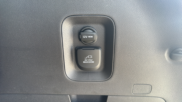 2027 Kia Carnival SX