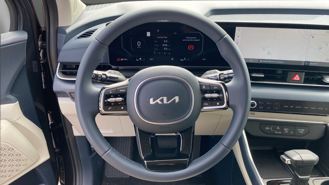 2026 Kia Carnival SX