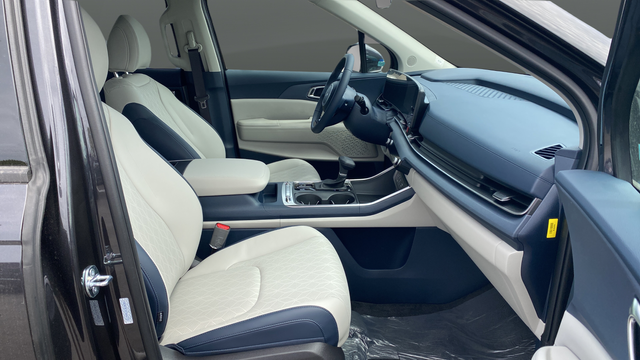 2026 Kia Carnival SX